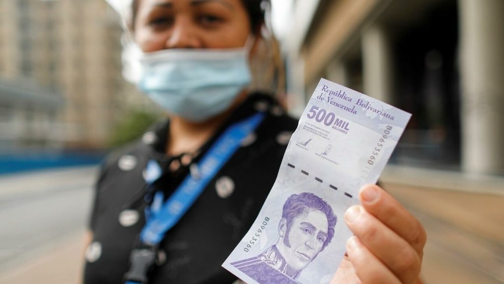 Foto: Reuters Los billetes de Bs. 500.000 y Bs. 1.000.000