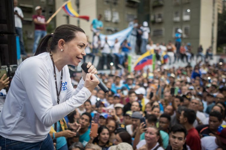 María Corina Machado pide a Petro y a Lula que impulsen una transición en Venezuela