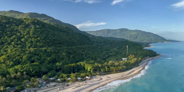 Cinco españoles desaparecieron en una montaña en el suroeste de República Dominicana