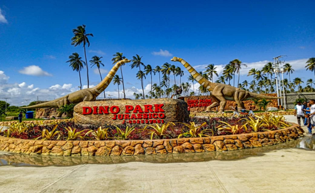 Inauguran el parque de dinosaurios más grande de Venezuela… pero sus entradas cuestan “un ojo de la cara”