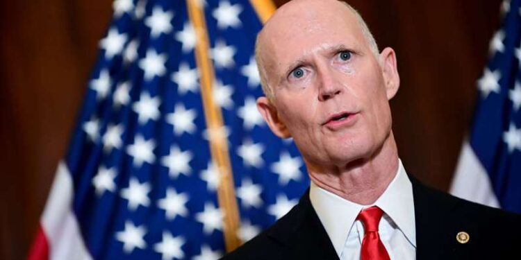 Rick Scott exige a Biden reimponer sanciones a Nicolás Maduro: “Nunca debería haber confiado en él, y ahora, ese matón lo ha engañado”