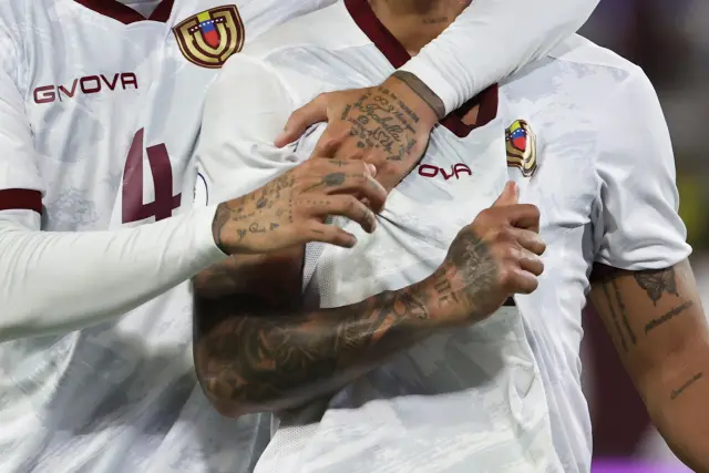 La Vinotinto resistió, cumplió y venció a Colombia para mantenerse con vida en el Preolímpico