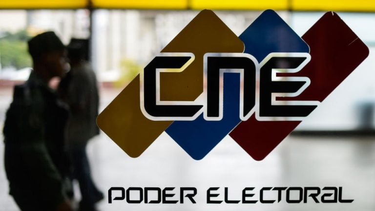 ”CNE IMPIDIÓ A UNT REALIZAR  LA SUSTITUCIÓN Y ADHERIRSE A LA CANDIDATURA DE EDMUNDO GONZÁLEZ”