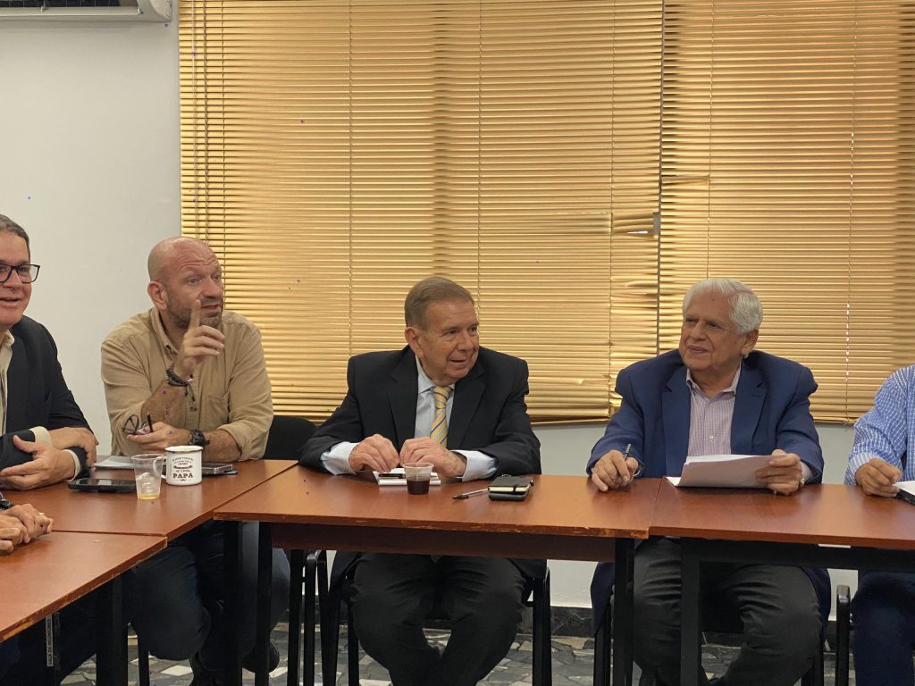 Primera reunión del candidato de la Unidad, Edmundo González, con la Plataforma Unitaria Democrática (+Video)