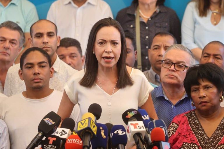 María Corina Machado negoció apoyar a Manuel Rosales a cambio de la vicepresidencia en eventual nuevo gobierno