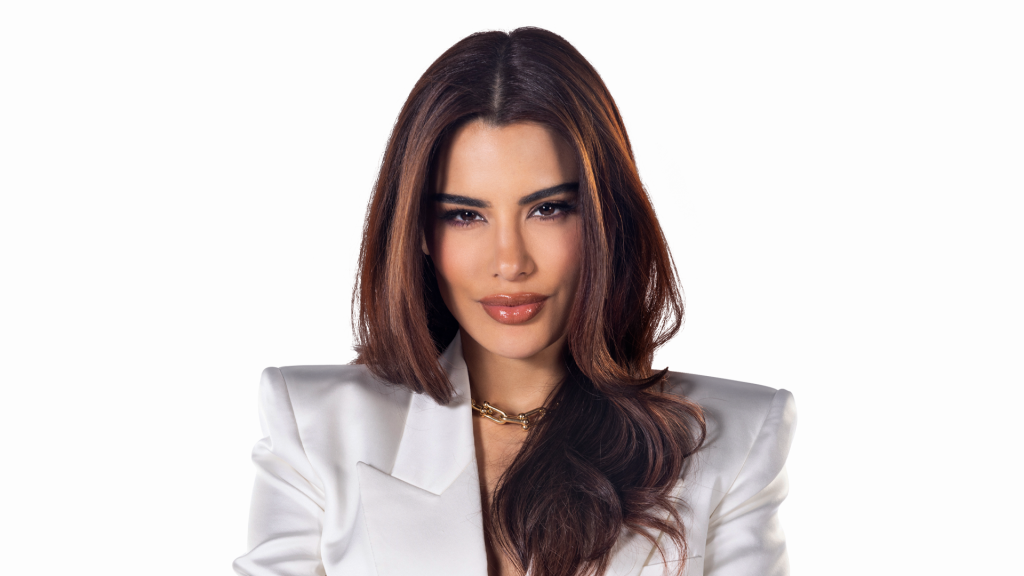 Internautas se van contra Ariadna Gutiérrez en redes sociales por salir con un hombre casado +Video