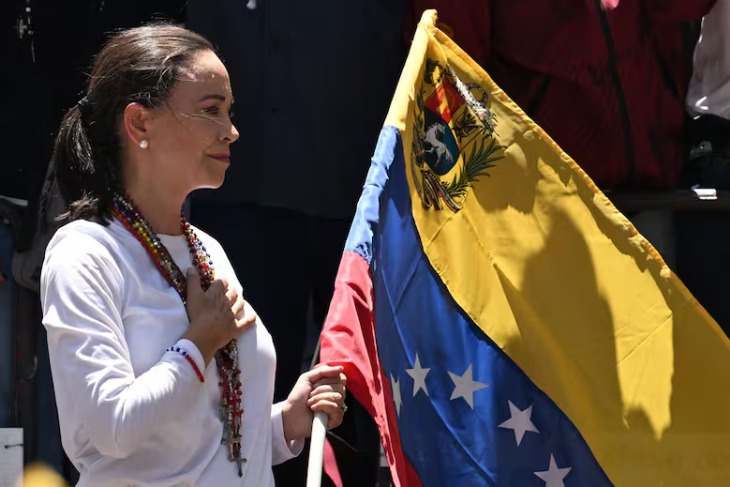 María Corina Machado convoca a una manifestación de calle