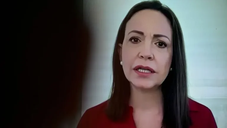 María Corina Machado Denuncia Asedio del Sebin a su Madre y Reitera su Compromiso con la Lucha por Venezuela
