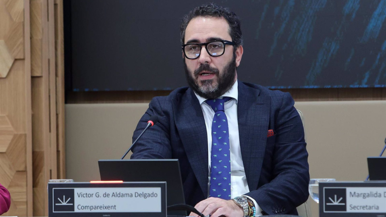 Aldama carga contra Sánchez: “Me llama delincuente un señor que tiene a su mujer imputada y no dimite”