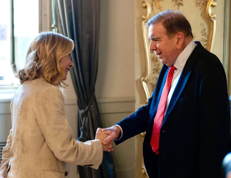 Giorgia Meloni Reconoce a Edmundo González Urrutia como Presidente Electo de Venezuela y Aboga por una Transición Democrática