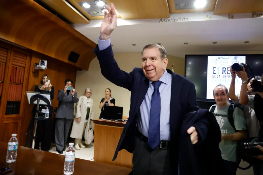 Edmundo González Urrutia promete un cambio inminente para Venezuela