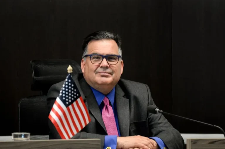 EE.UU. establece fecha límite para que Maduro permita la transición en Venezuela