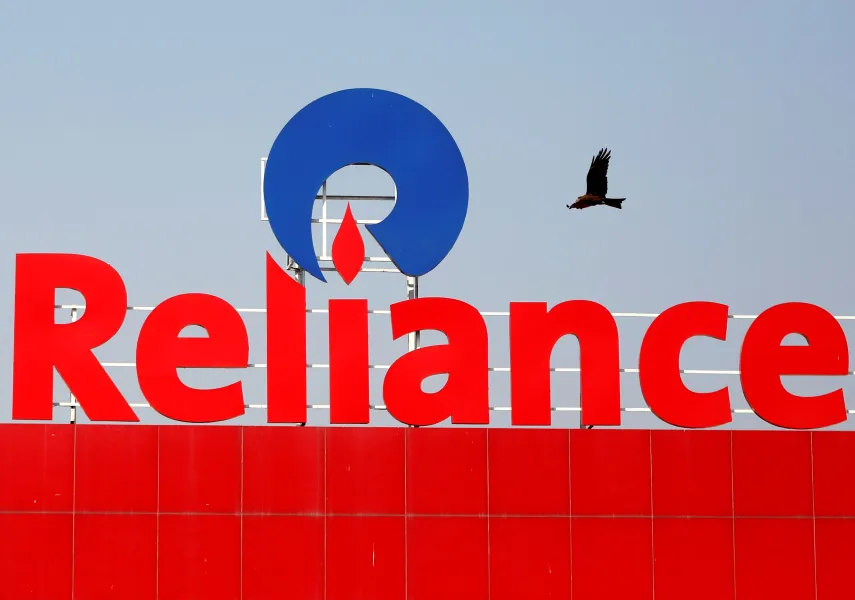 Reliance dejará de importar crudo venezolano a India por los aranceles de EEUU