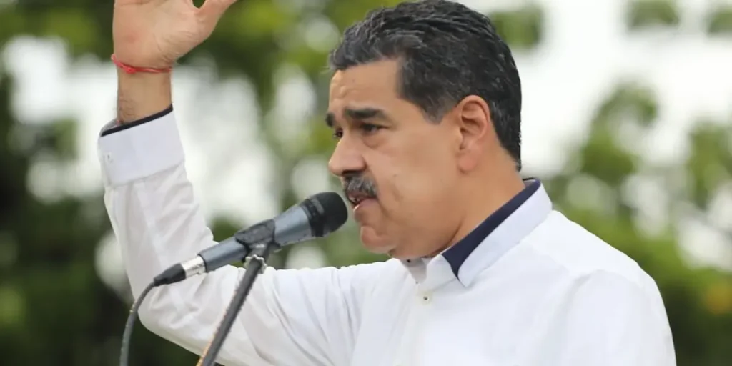 Nicolás Maduro Acusa a Estados Unidos de Intentar Derrocar al Gobierno de Gustavo Petro