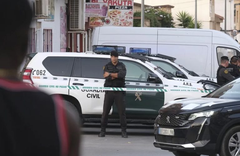 Fuerte presencia policial evitó otra noche de disturbios racistas en Torre Pacheco