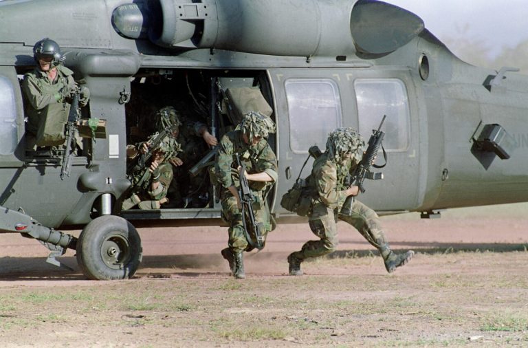 La última gran intervención militar de Estados Unidos en América Latina: la invasión de Panamá en 1989