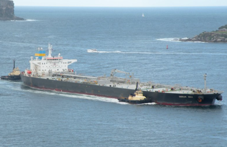 Transparencia Venezuela revela operaciones clandestinas de comercio ilícito de petróleo en el país