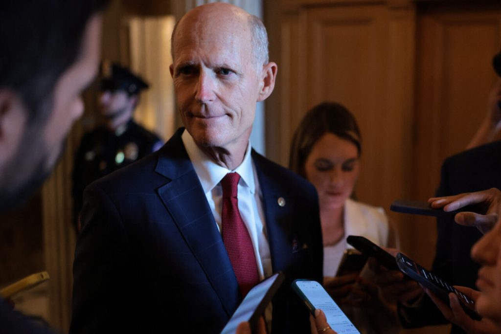 Rick Scott insiste en proyecto de ley que permita aumentar la recompensa de Maduro a $ 100 millones