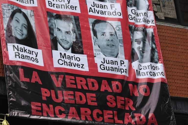 Denuncian escalada de agresiones contra los periodistas en Venezuela