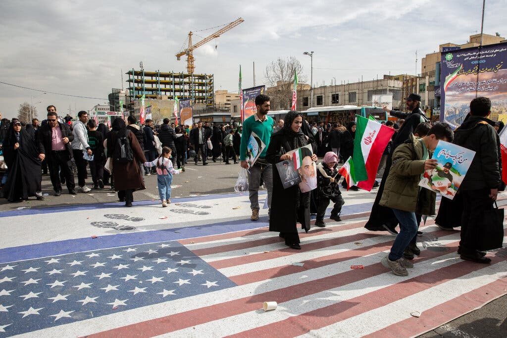 EEUU se prepara para un posible enfrentamiento militar con Irán