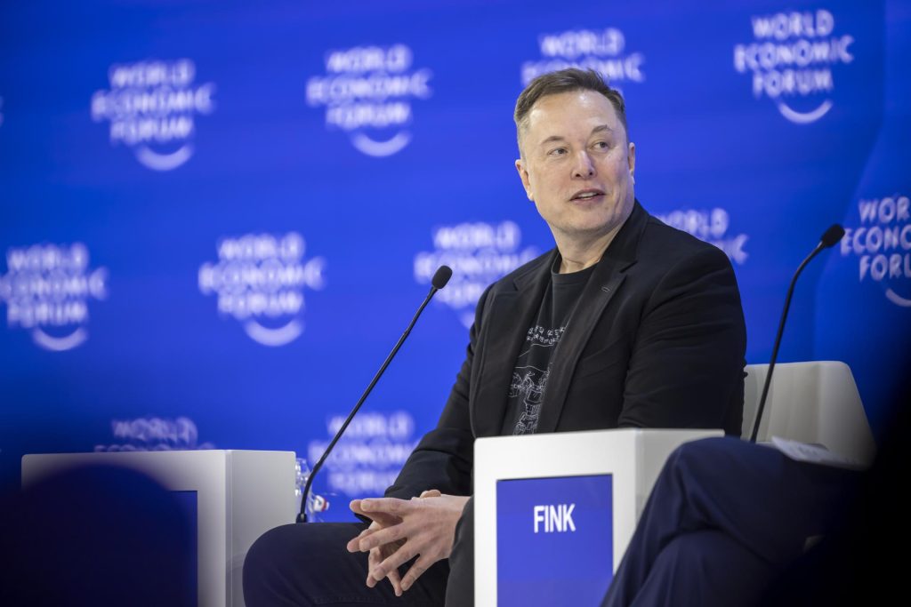 Elon Musk insiste en sus críticas a Pedro Sánchez: «Es un traidor a España»