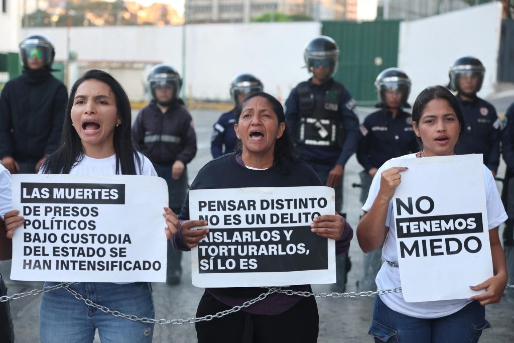 VIDEO: familiares de presos políticos en Zona 7 superaron las 108 horas en huelga de hambre