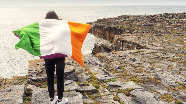 “Por orden de Dios, maté a mi padre”: pese a confesar, neoyorquino fue eximido de culpa por demencia