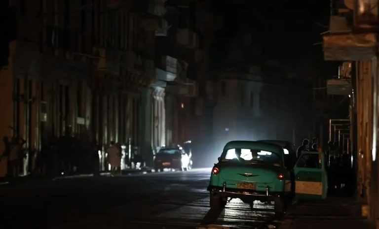 La oficina de Volker Türk teme una grave escasez de alimentos, vacunas y agua en Cuba