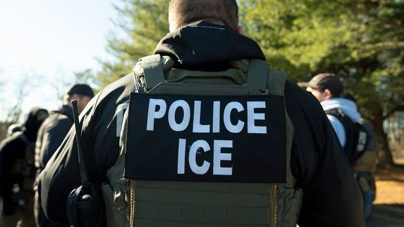 Fueron suspendidos dos agentes de ICE por mentir tras disparar a venezolano en Minneapolis