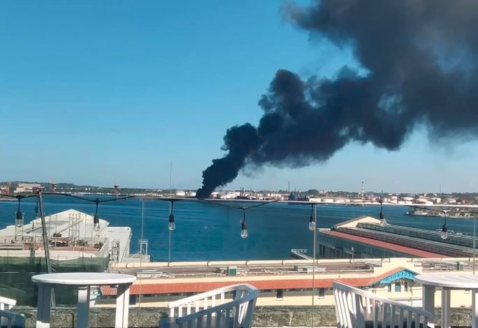 Cuba en colapso: Refinería de La Habana sufrió un incendio de gran magnitud (VIDEO)