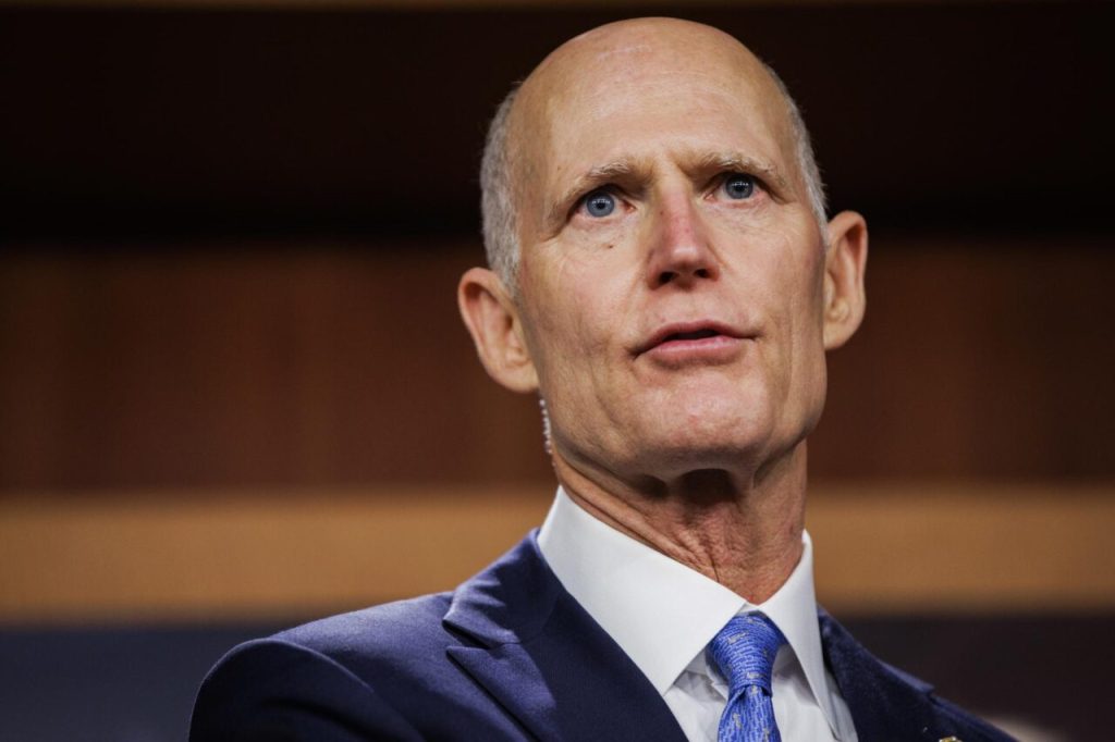 Rick Scott Alerta Sobre Violación de Acuerdo Tras Arresto de Guanipa: «Los Estamos Observando»