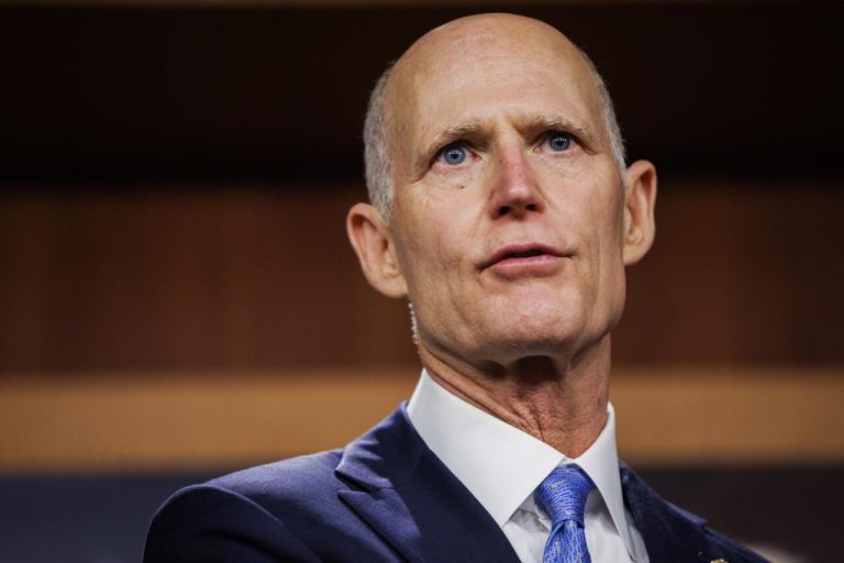 Rick Scott Alerta Sobre Violación de Acuerdo Tras Arresto de Guanipa: «Los Estamos Observando»