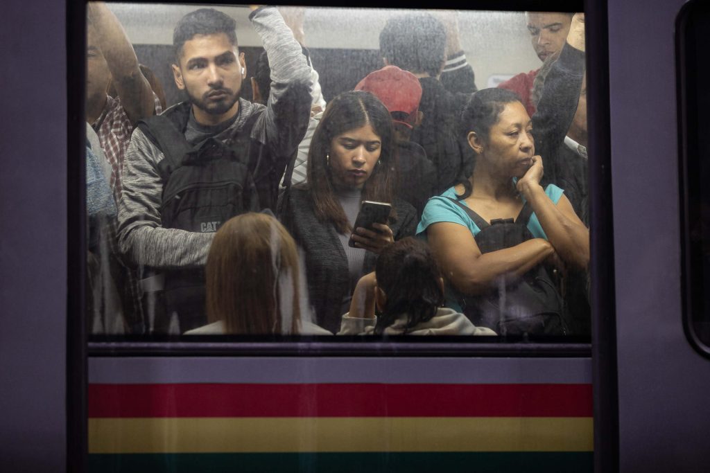 Asdrúbal Oliveros advirtió sobre el silencioso colapso del mercado laboral venezolano