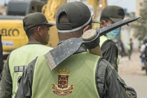 El descaro: denuncian saqueo de electrodomésticos por parte de efectivos de la GNB en La Guaira
